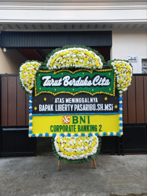 Papan Bunga Duka di Jenggot